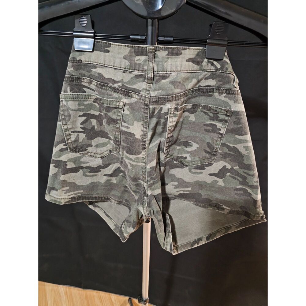 Vanilla Star Camouflage High-Waisted Denim Shorts - Size 7